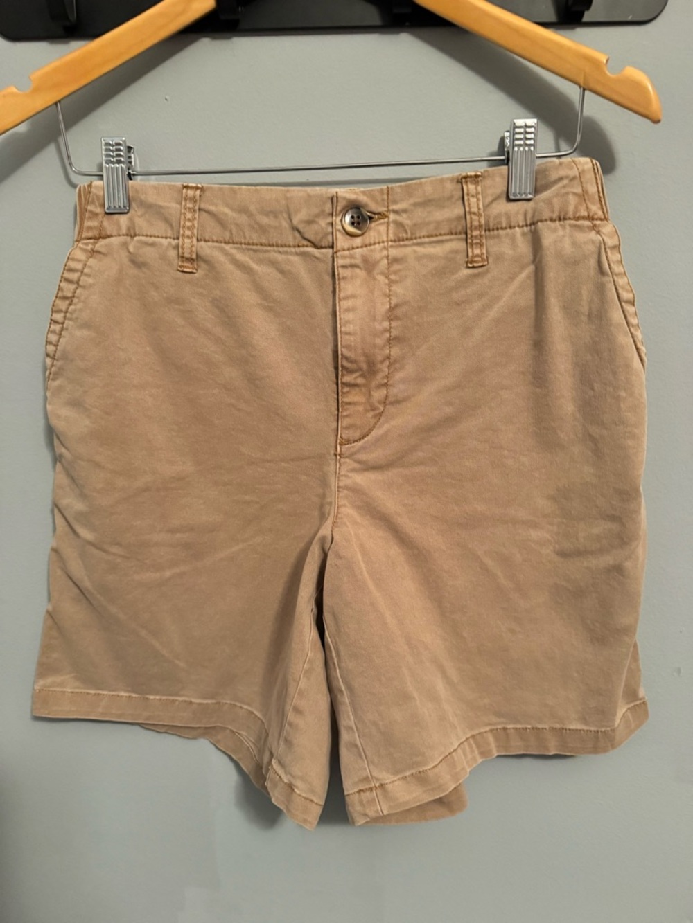 Old Navy Women's Tan Flat-Front Shorts